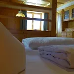 Edelweiss Πανσιόν 3*