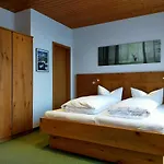 Guest house Edelweiss 3*