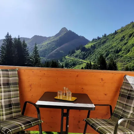 Edelweiss Гостевой дом Дамульс