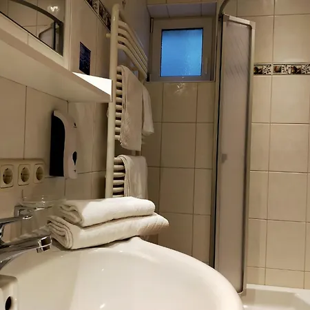 Guest house Edelweiss 3*