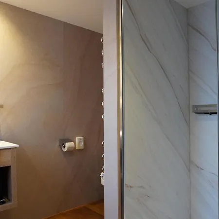 Edelweiss Дамульс