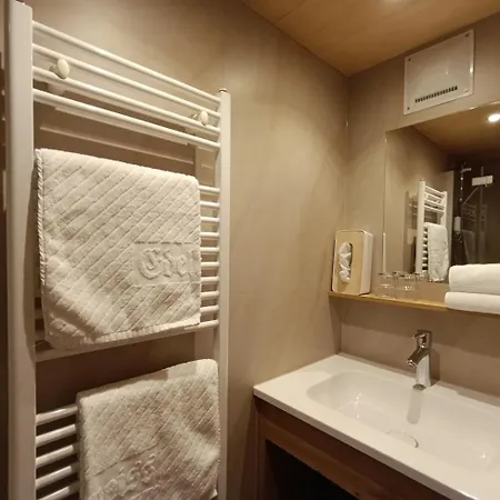 Πανσιόν Edelweiss 3*