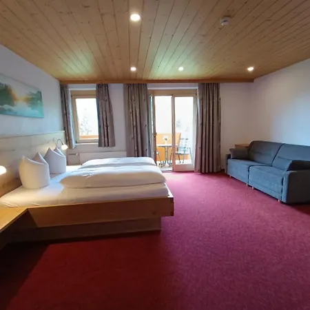 Edelweiss 3*